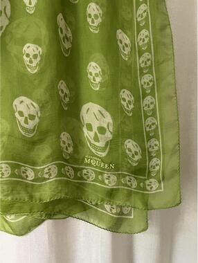 VINTAGE ALEXANDER MCQUEEN SKULL SCARF GREEN